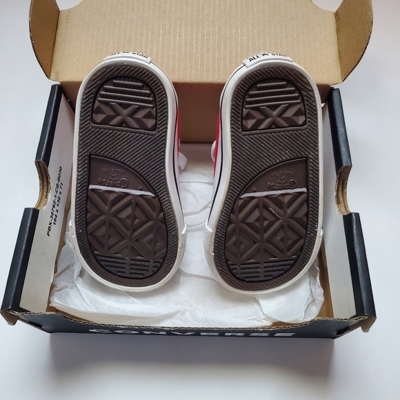 Red Converse - Infant Size 4 - Picture 4 of 5